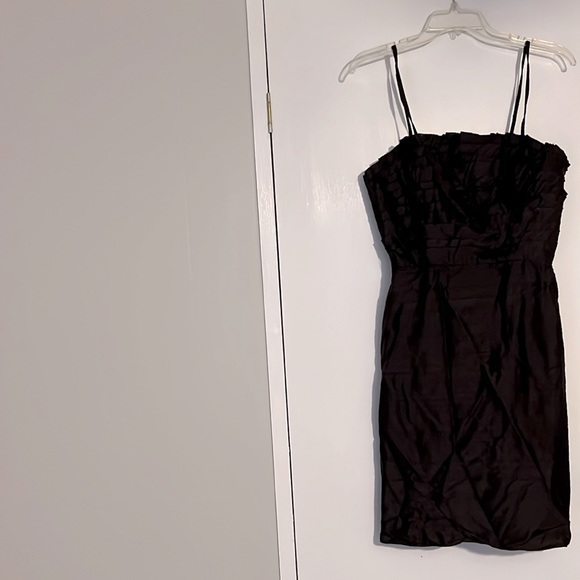 watters & watters Dresses & Skirts - Waters & Wattets sleeveless formal dress for women. Size 8